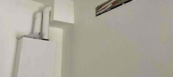 2 rooms Apartment in Ferrara, Italy No. 19582 9