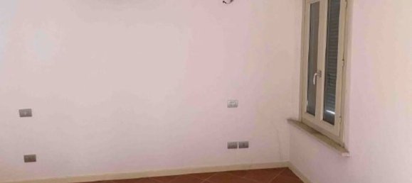 2 rooms Apartment in Ferrara, Italy No. 19582 11