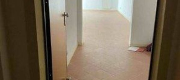 2 rooms Apartment in Ferrara, Italy No. 19582 17