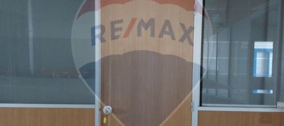 655m² Warehouse in Odivelas, Portugal No. 80982 4