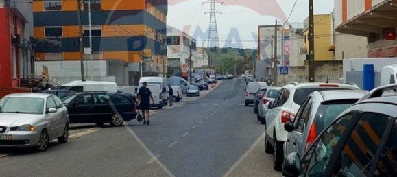 655m² Warehouse in Odivelas, Portugal No. 80982 3