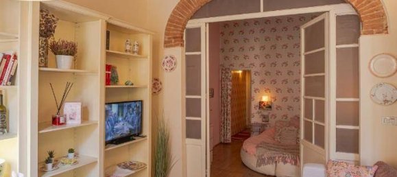 3 rooms Apartment in Florence, Italy No. 238998 5