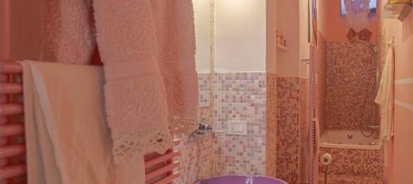 3 rooms Apartment in Florence, Italy No. 238998 14