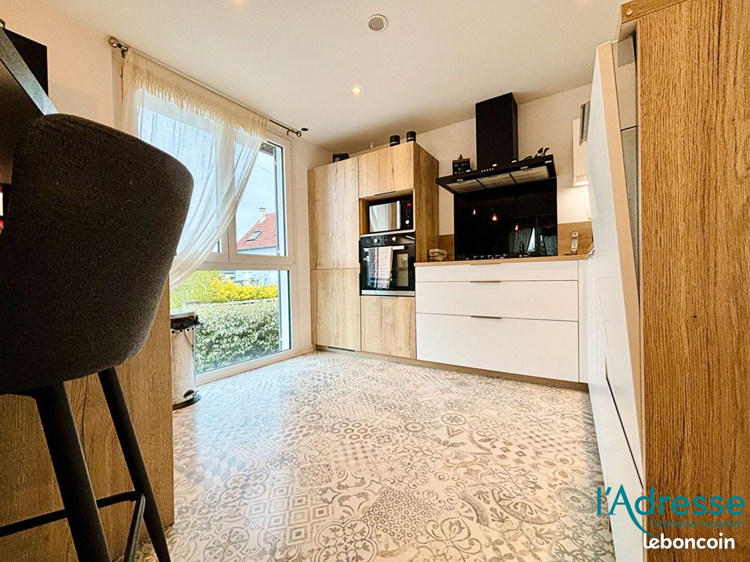 5 غرف نوم منزل في Sainte-Croix-en-Plaine, France رقم 270916