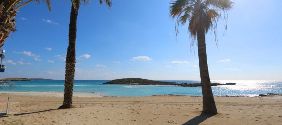 3 bedrooms House in Ayia Napa, Cyprus No. 23835 23