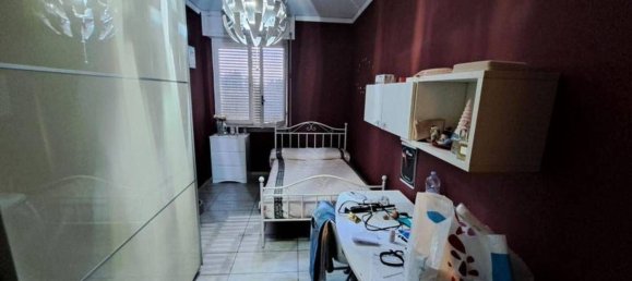 Apartamento de 4 divisões em Busto Arsizio, Italy N.º 272848 11