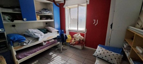 Apartamento de 4 divisões em Busto Arsizio, Italy N.º 272848 12