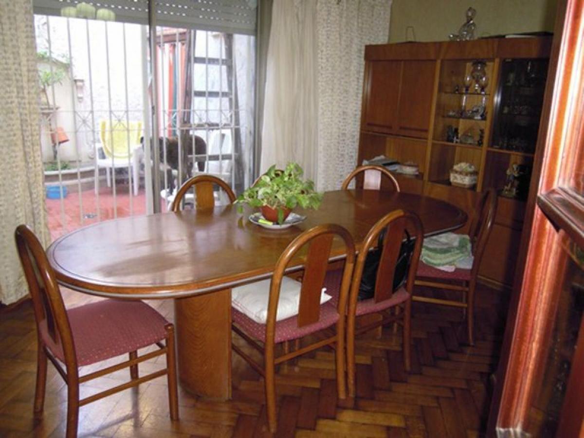 4 bedrooms House in Buenos Aires, Argentina No. 75897