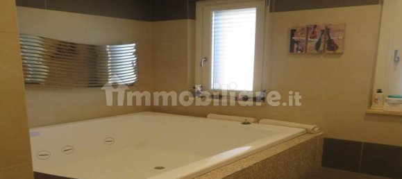 Дом с 3 спальнями в Ламеция Терме, Италия № 191629 15