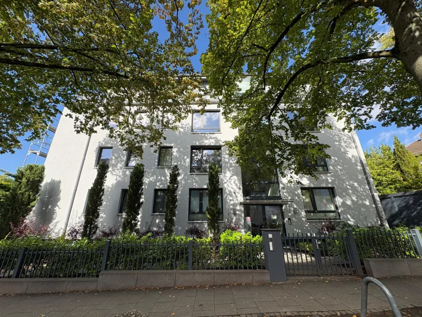 Квартира с 3 спальнями в Висбаден, Германия № 274526