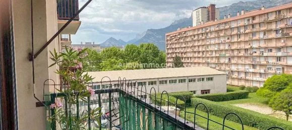 2 bedrooms Apartment in Echirolles, France No. 362302 2