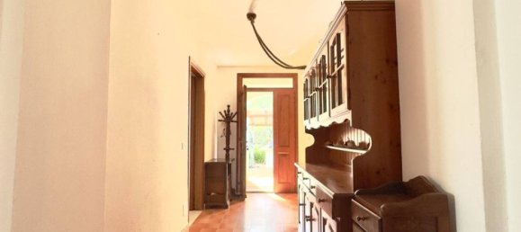 Villa de 5 habitaciónes en Olbia, Italy No. 202100 12