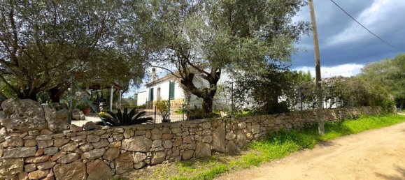 Villa de 5 habitaciónes en Olbia, Italy No. 202100 28