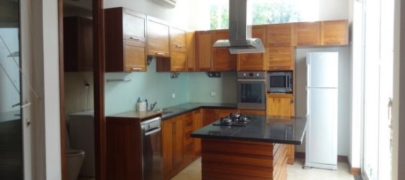 4 Schlafzimmer Villa in Tay Ho, Vietnam, Nr. 5689 4