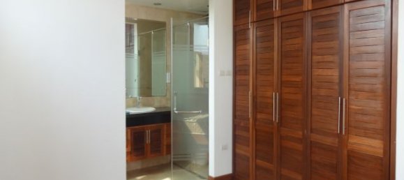 4 Schlafzimmer Villa in Tay Ho, Vietnam, Nr. 5689 17