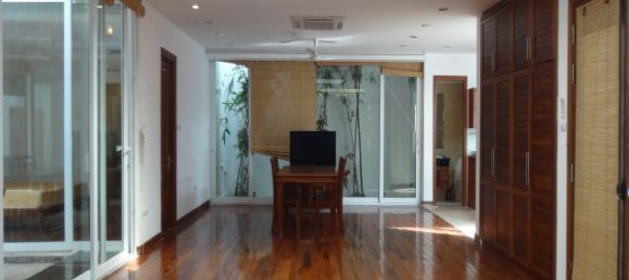 4 Schlafzimmer Villa in Tay Ho, Vietnam, Nr. 5689 2