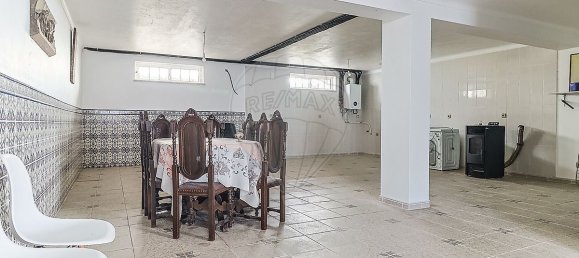 5 bedrooms House in Lavos, Portugal No. 36723 13