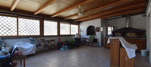 140m² Commercial property in Pescara, Italy No. 294499 17