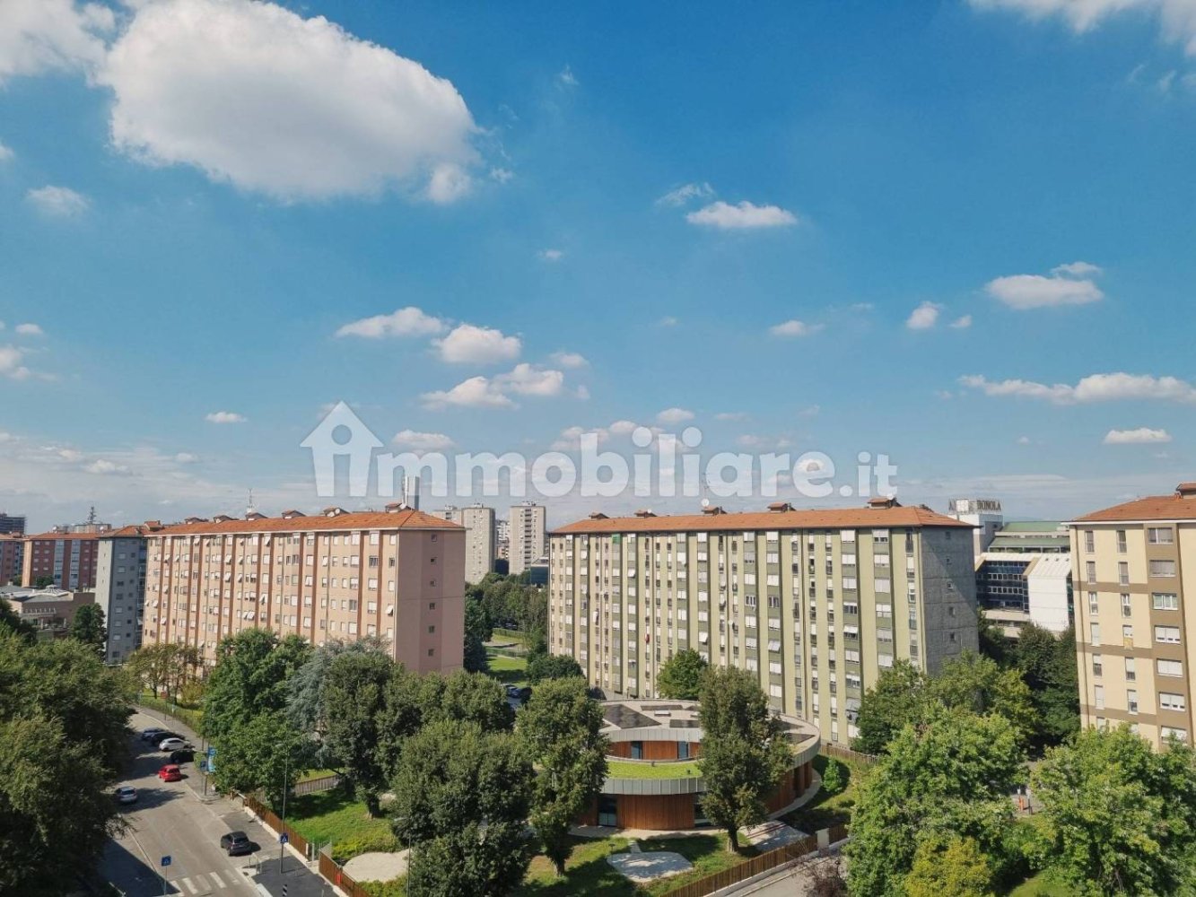 2 bedrooms Apartment in Milan, Italy No. 354208