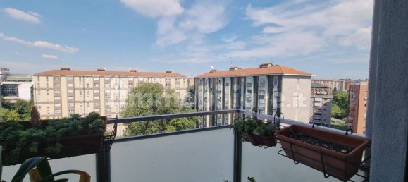2 bedrooms Apartment in Milan, Italy No. 354208 2