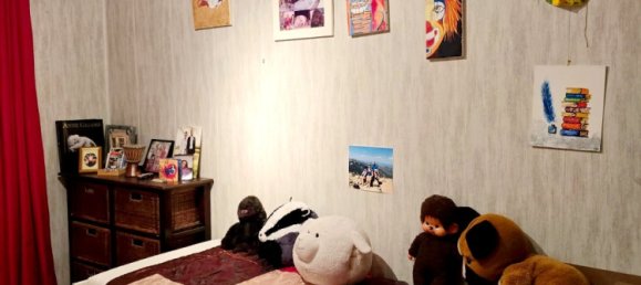 2 Schlafzimmer Haus in Saint-Genest-Lerpt, France, Nr. 275563 5