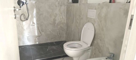 1 bedroom Apartment in Como, Italy No. 361895 8