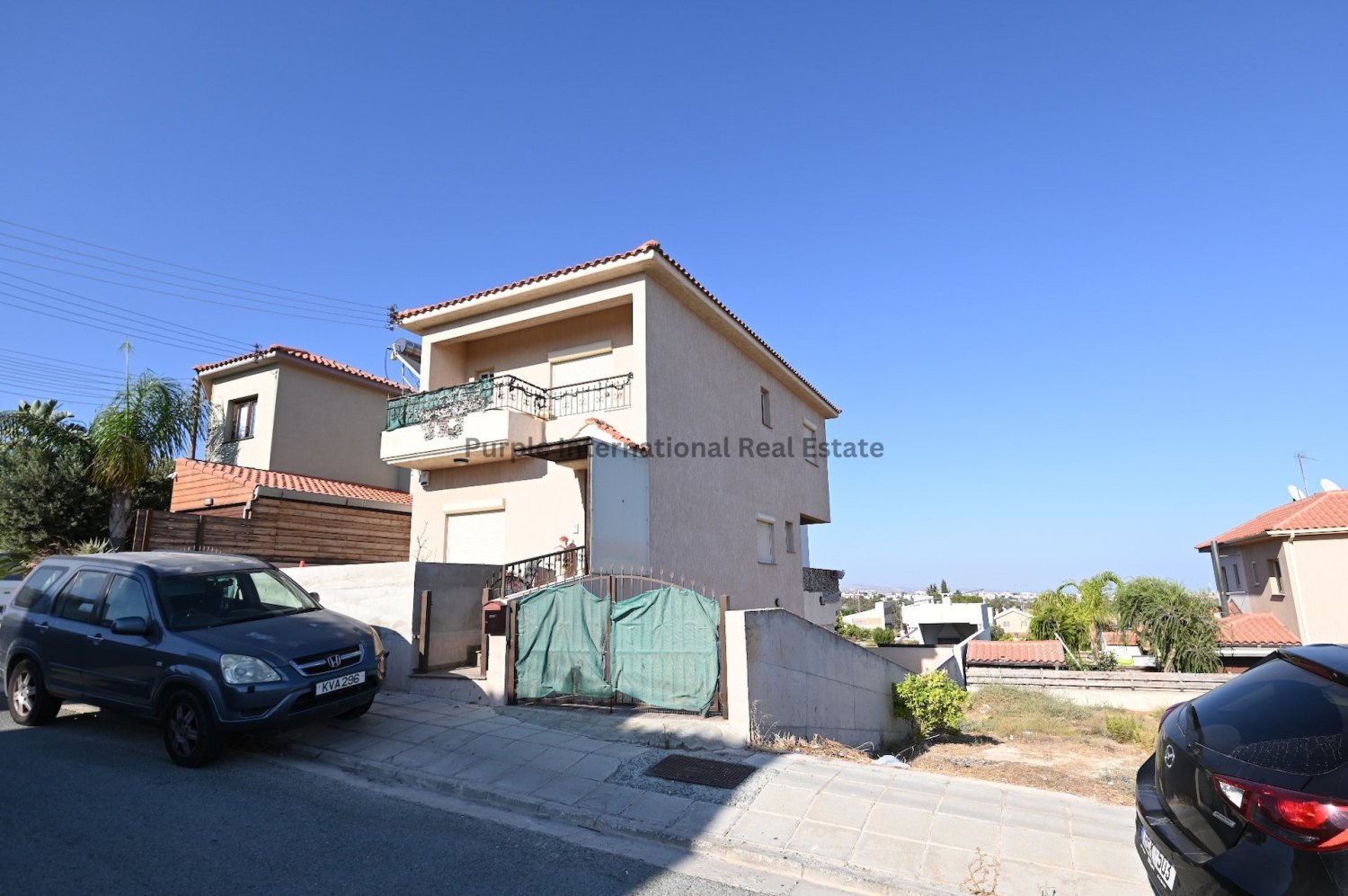 4 bedrooms Villa in Kolossi, Cyprus No. 5288