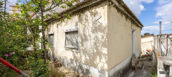 2 bedrooms House in Almada, Portugal No. 19921 5