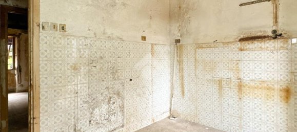 4 bedrooms Villa in Monte Compatri, Italy No. 44713 10