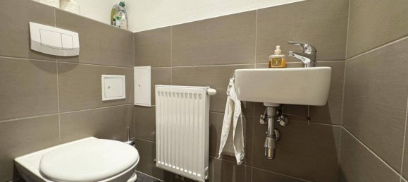 3-salle Appartement à Alsergrund, Austria No. 225484 8