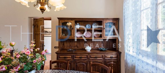 31 room Villa in Lucca, Italy No. 42665 43