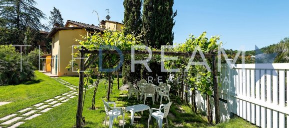 31 room Villa in Lucca, Italy No. 42665 9
