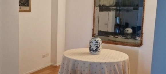 5 bedrooms Apartment in Parma, Italy No. 371133 8