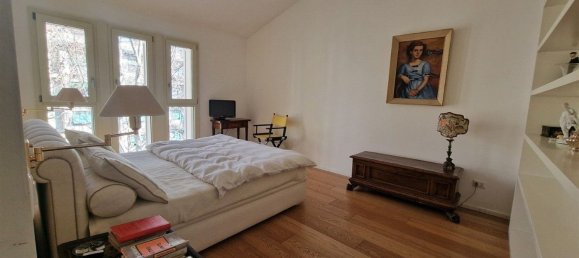 5 bedrooms Apartment in Parma, Italy No. 371133 14