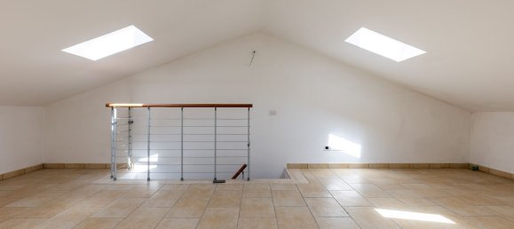 5-salle Maison à Valmontone, Italy No. 210913 16