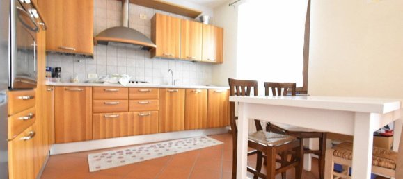 3 bedrooms House in Castelnuovo del Garda, Italy No. 310420 14