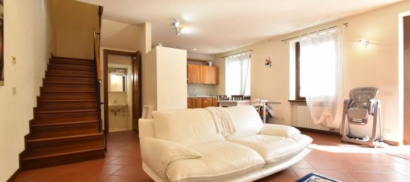 3 bedrooms House in Castelnuovo del Garda, Italy No. 310420 21