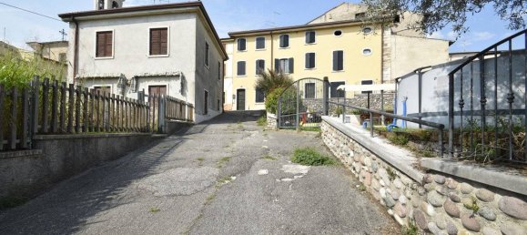 3 bedrooms House in Castelnuovo del Garda, Italy No. 310420 10