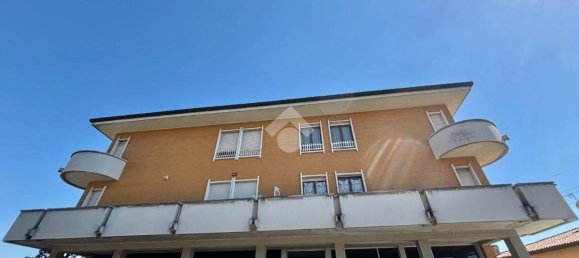 Квартира с 2 спальнями в Арозио, Италия № 124664 16