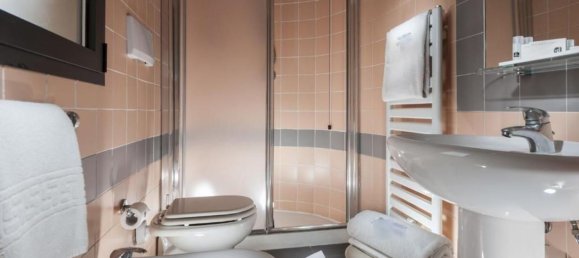 2000m² Building in Rimini, Italy No. 145644 30