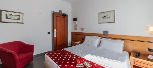 2000m² Building in Rimini, Italy No. 145644 16