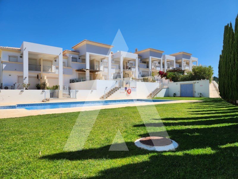 2 bedrooms Townhouse in Albufeira, Portugal No. 154732