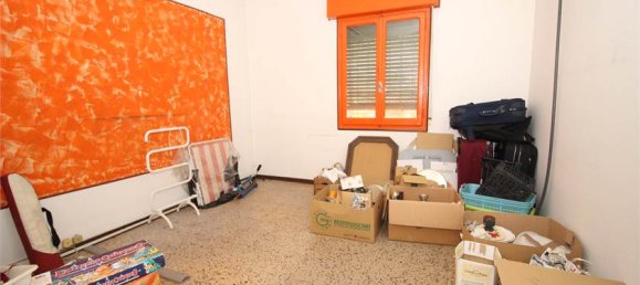 10غرفة منزل في Sassuolo, Italy رقم 344403 12