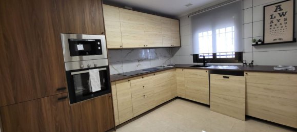 3 bedrooms House in San Miguel de Salinas, Spain No. 151963 4