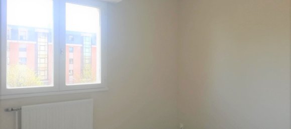 2 bedrooms Apartment in Cergy, France No. 172041 6