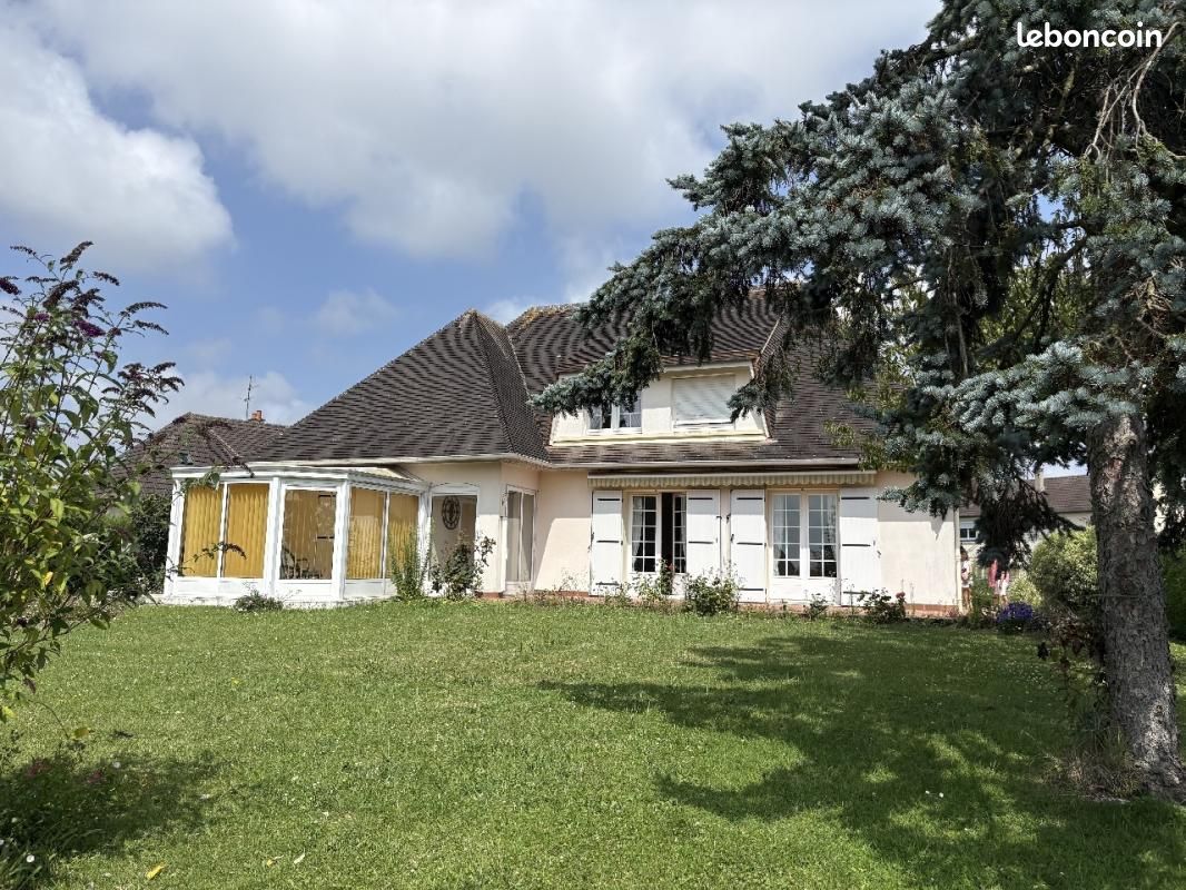 4 bedrooms House in Bayeux, France No. 360705