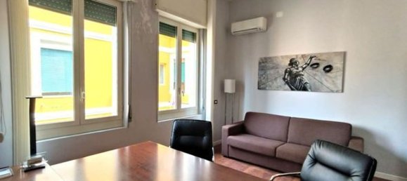 2 Schlafzimmer Wohnung in Naples, Italy, Nr. 347459 15