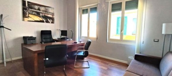 2 Schlafzimmer Wohnung in Naples, Italy, Nr. 347459 13