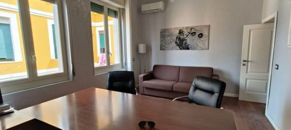2 Schlafzimmer Wohnung in Naples, Italy, Nr. 347459 16