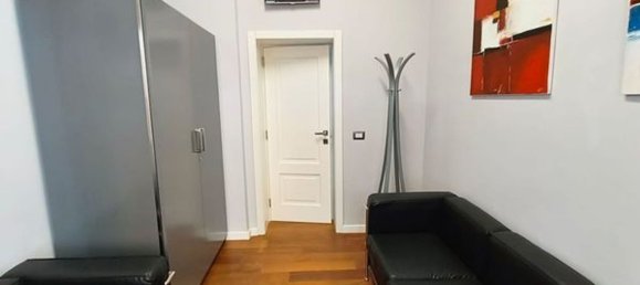 2 Schlafzimmer Wohnung in Naples, Italy, Nr. 347459 9